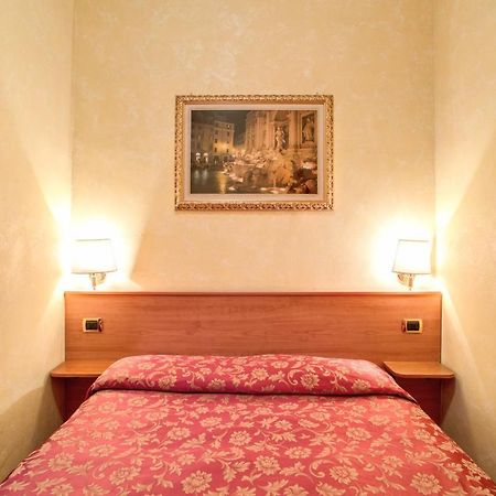 Monti Guest House - Affittacamere Roma Ngoại thất bức ảnh