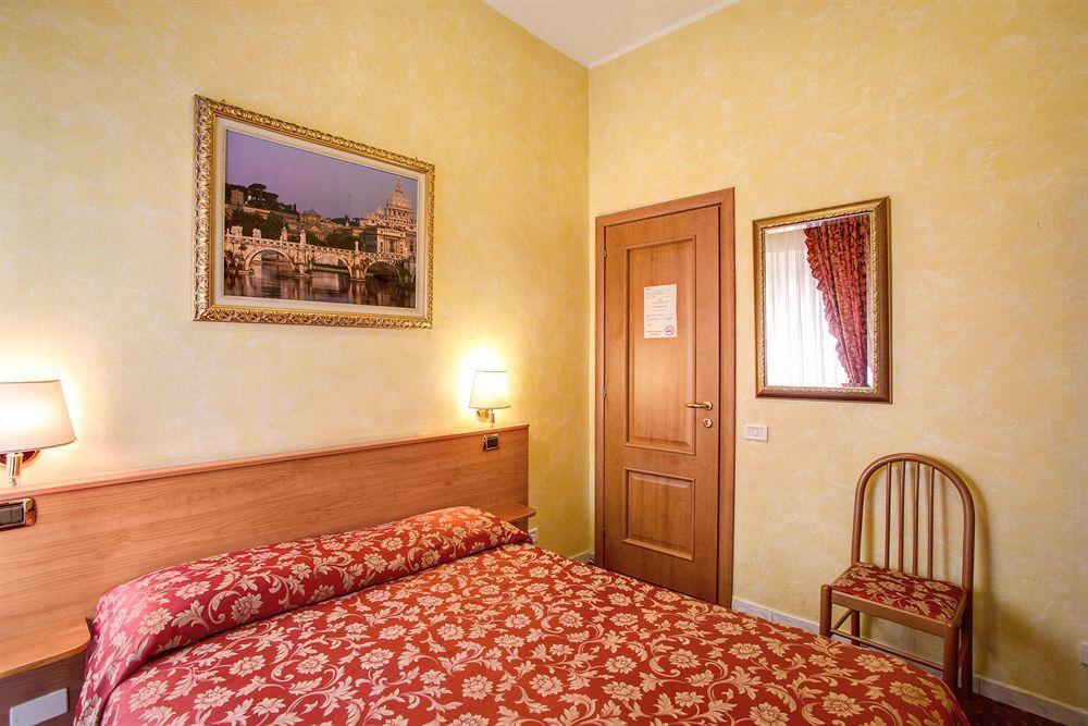 Monti Guest House - Affittacamere Roma Ngoại thất bức ảnh